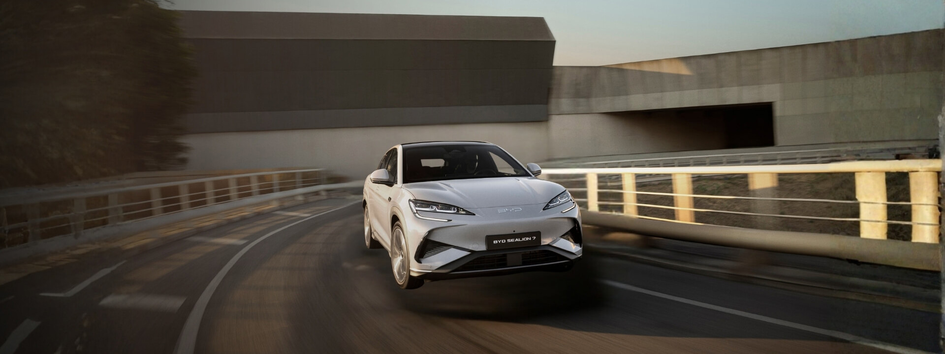 BYD SEALION 7 modelis